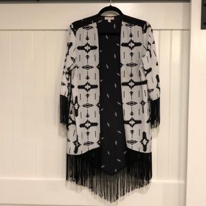 Gianni Bini black and white fringe top